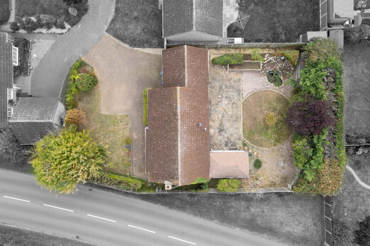 3 bed bungalow for sale in Windsor Close, St Ives 3