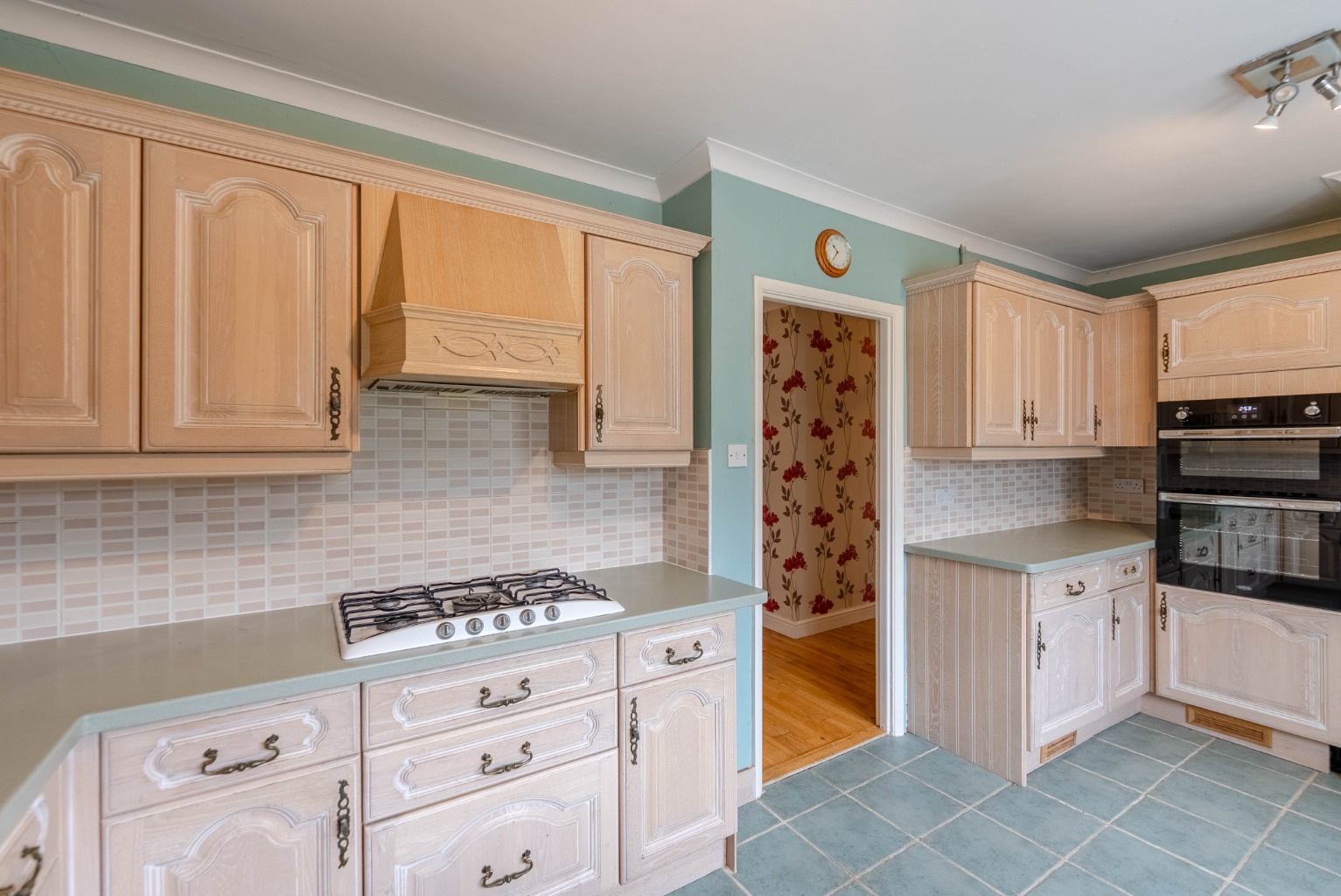 3 bed bungalow for sale in Windsor Close, St Ives  - Property Image 9