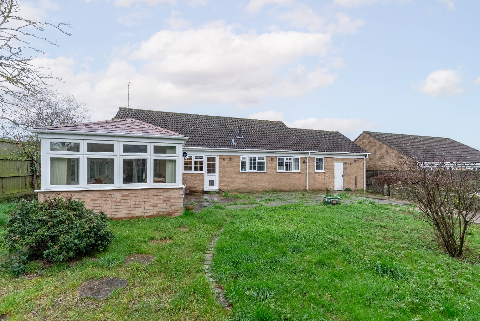 3 bed bungalow for sale in Windsor Close, St Ives  - Property Image 4