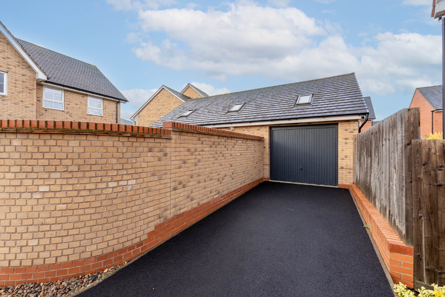 3 bed semi-detached house for sale in Knights Way, St. Ives  - Property Image 16