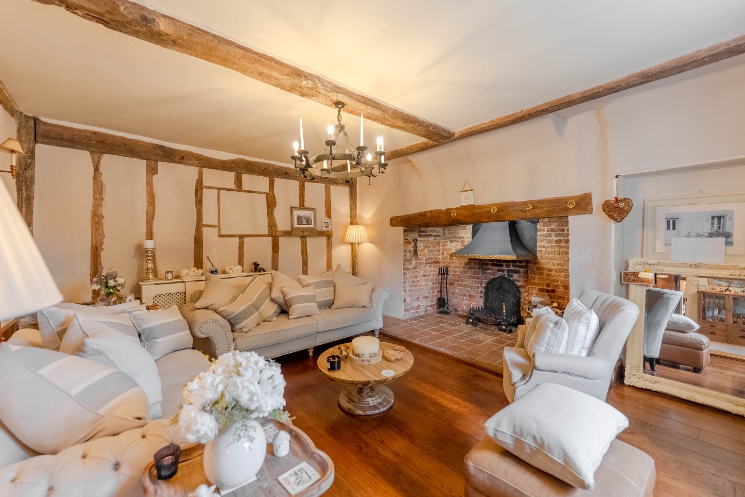 5 bed detached house for sale in Low Road, Huntingdon 1