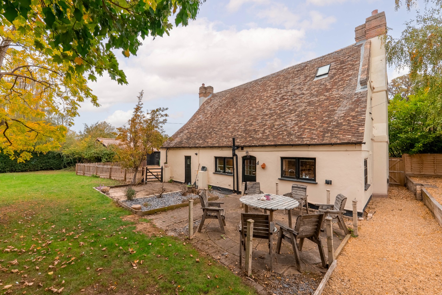 5 bed detached house for sale in Low Road, Huntingdon 21