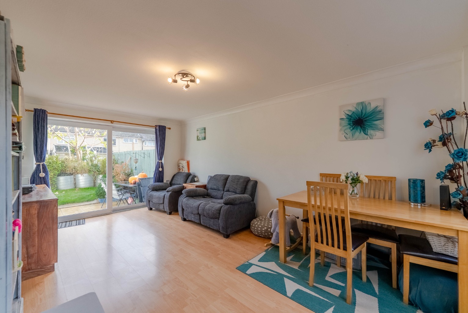 3 bed terraced house for sale in Sandwich Close, Huntingdon 1