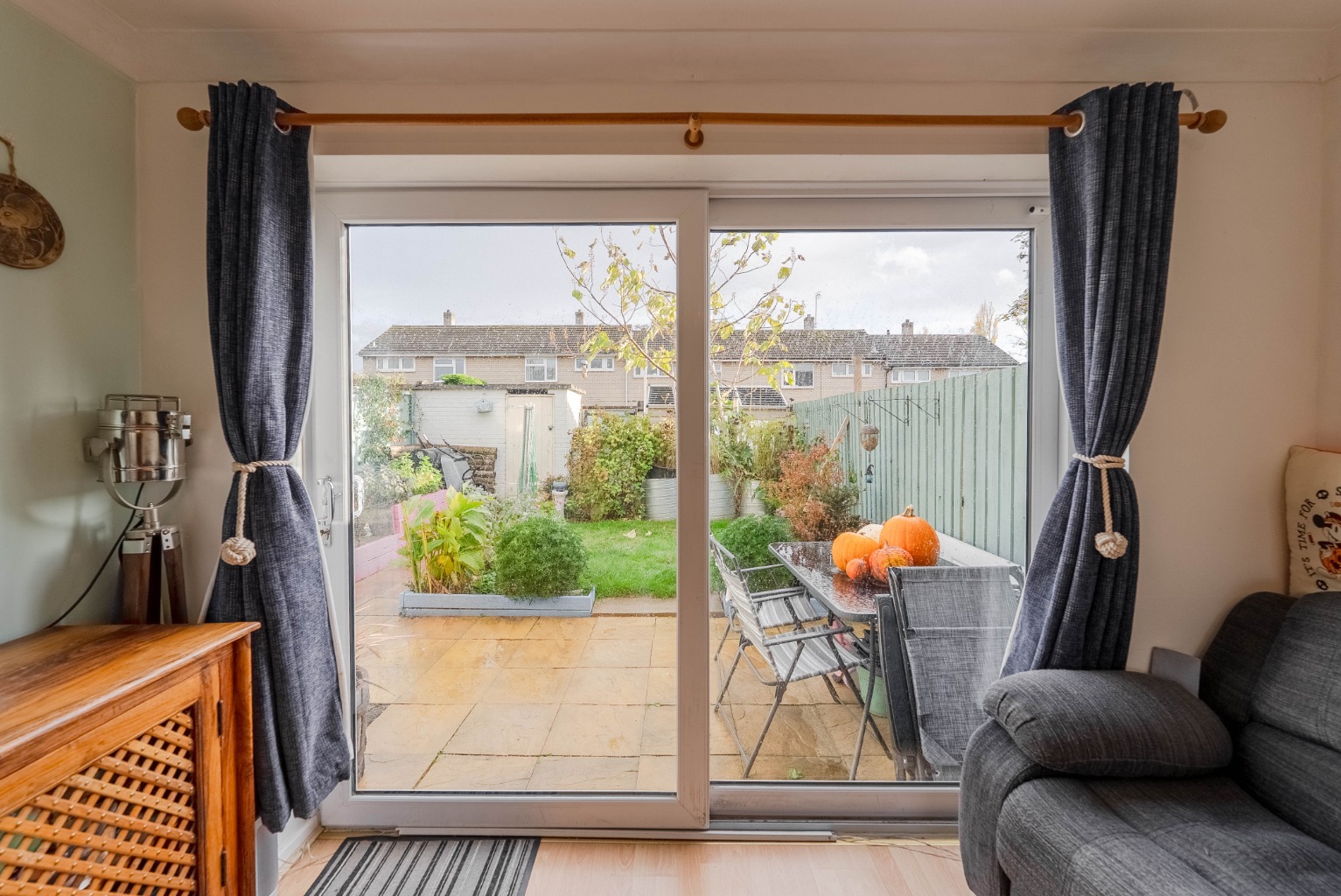 3 bed terraced house for sale in Sandwich Close, Huntingdon 4