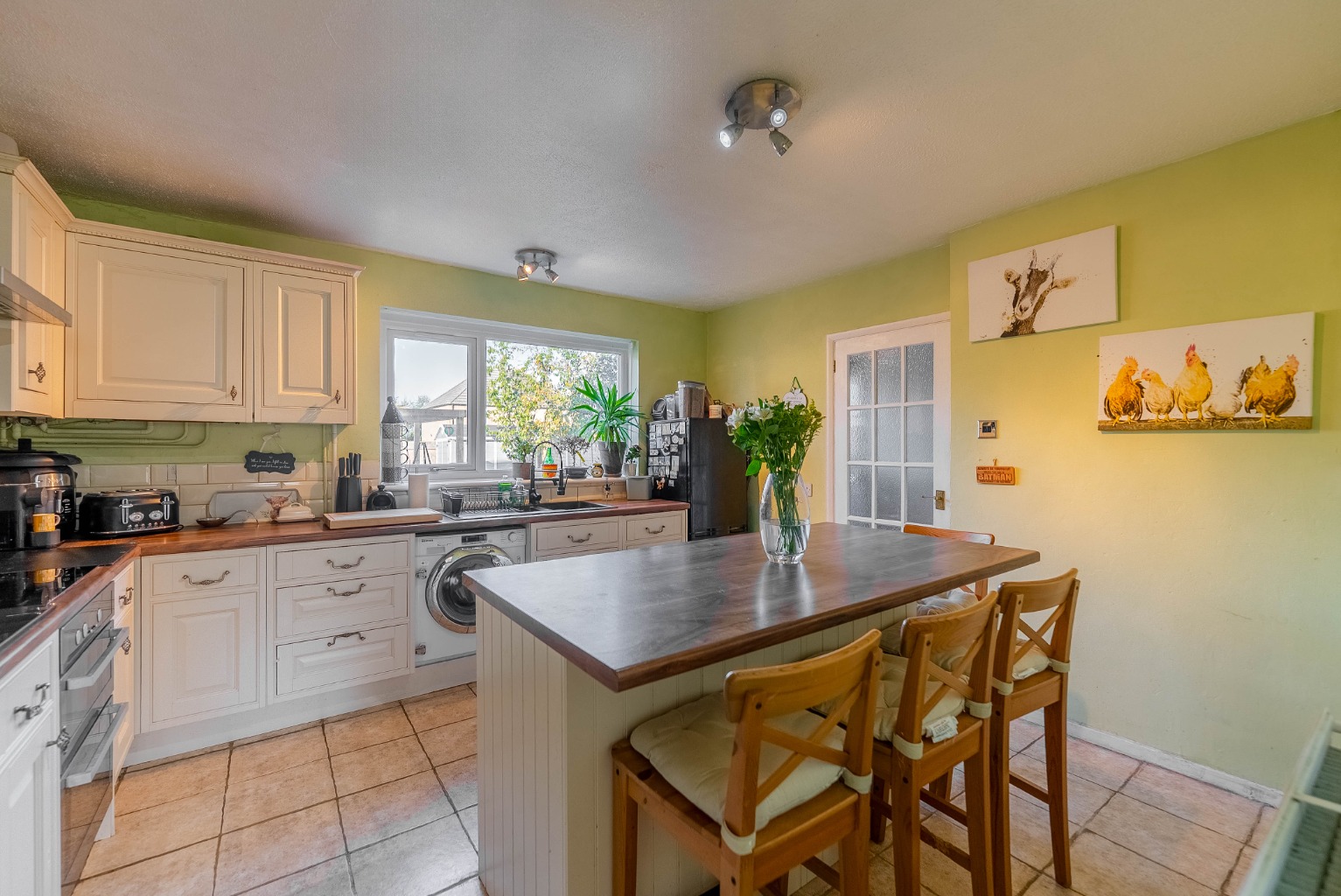 3 bed semi-detached house for sale in Potton Road, Cambridgeshire  - Property Image 5