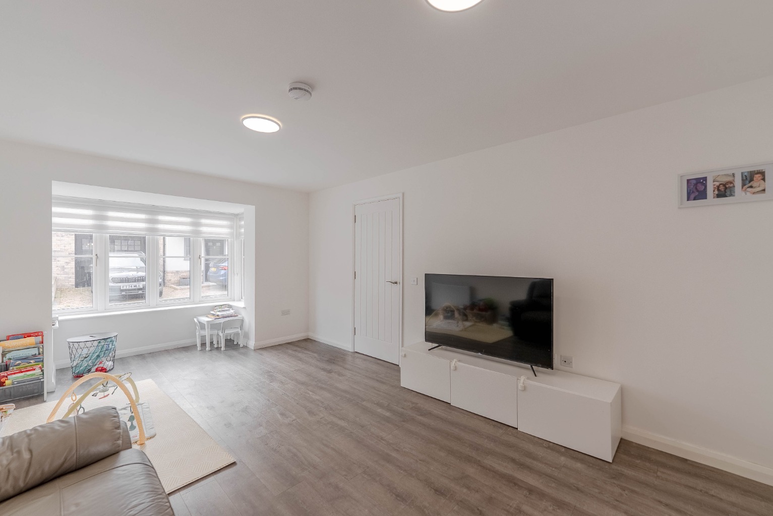 4 bed detached house for sale in Font Drive, Cambridgeshire 5