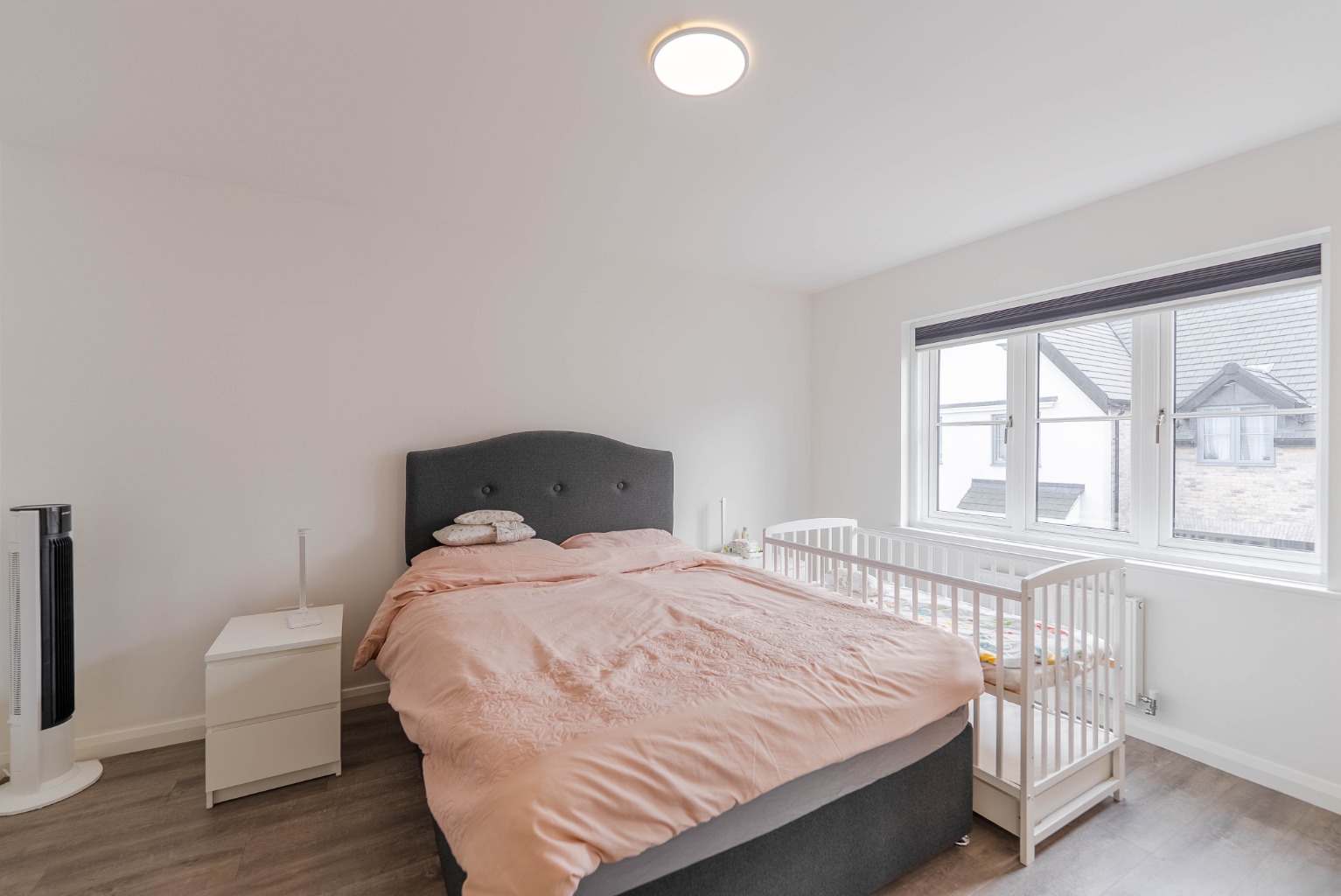 4 bed detached house for sale in Font Drive, Cambridgeshire  - Property Image 11