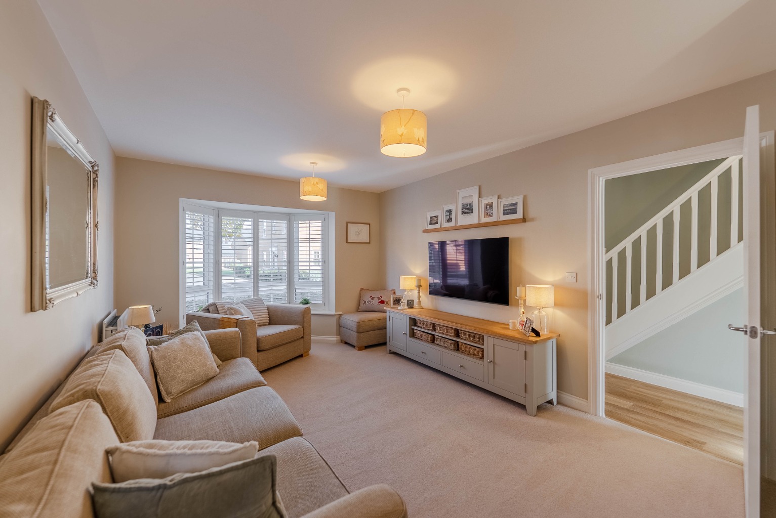 3 bed semi-detached house for sale in Hetley Close, Huntingdon  - Property Image 5