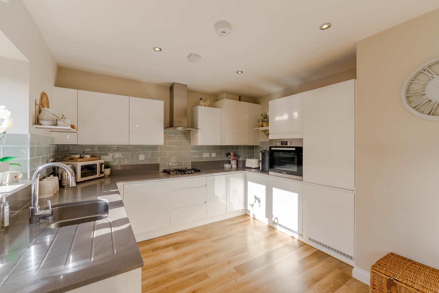 3 bed semi-detached house for sale in Hetley Close, Huntingdon  - Property Image 6