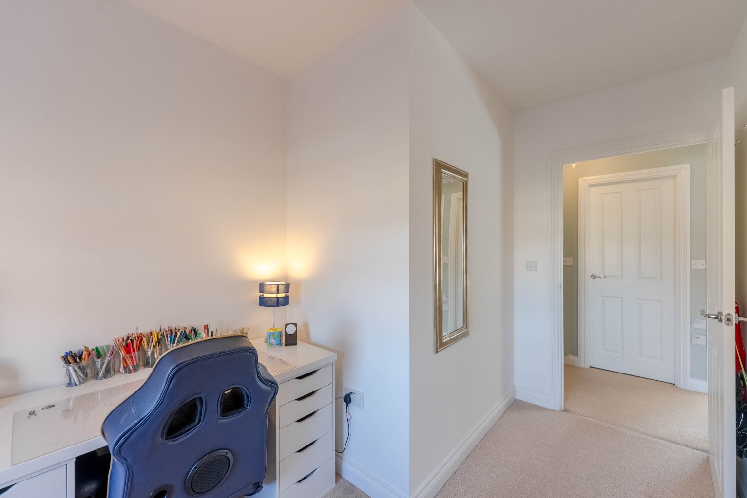 3 bed semi-detached house for sale in Hetley Close, Huntingdon  - Property Image 15