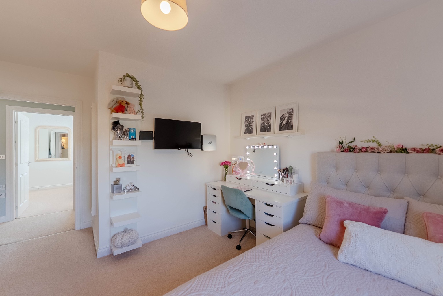 3 bed semi-detached house for sale in Hetley Close, Huntingdon 12