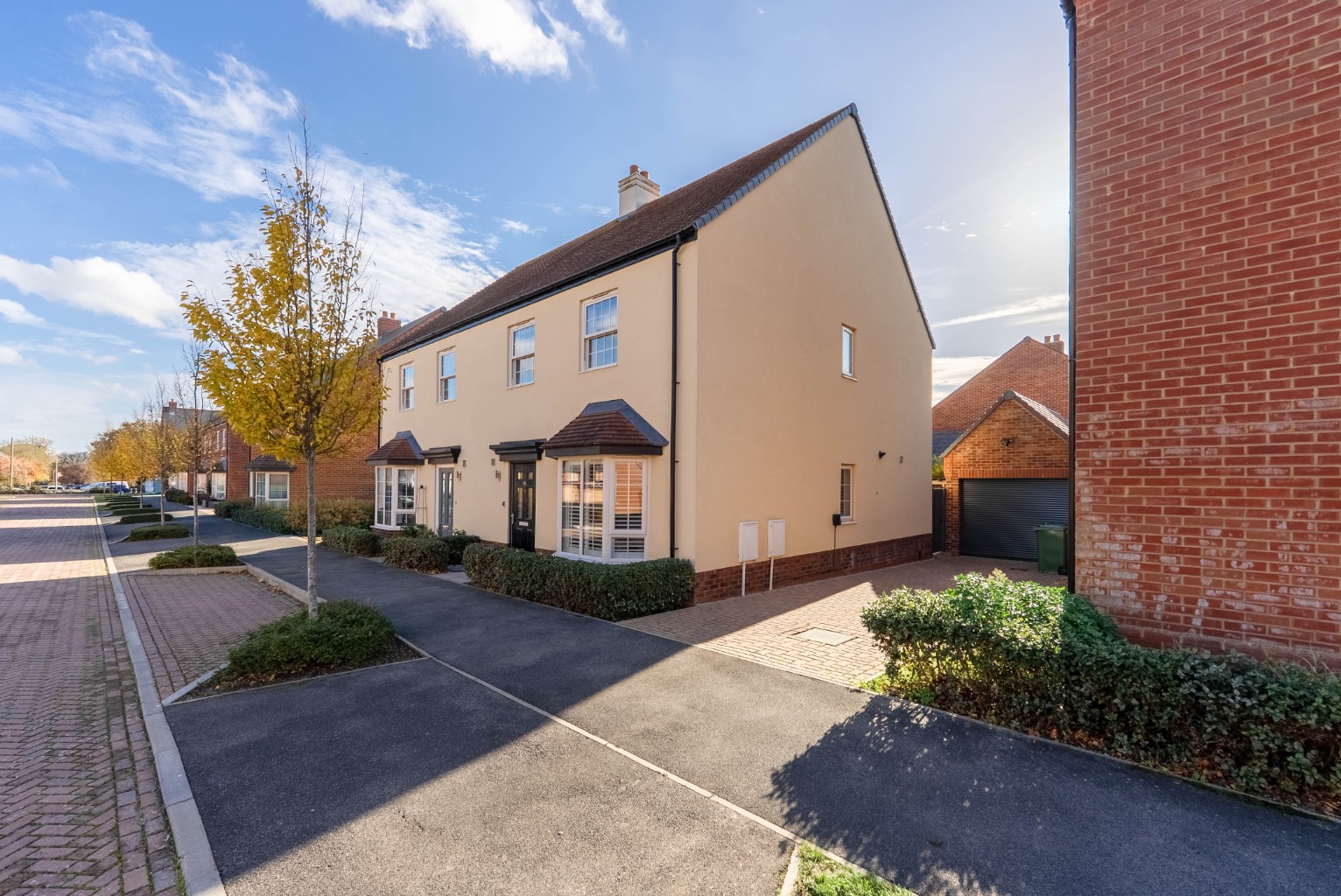 3 bed semi-detached house for sale in Hetley Close, Huntingdon, PE28