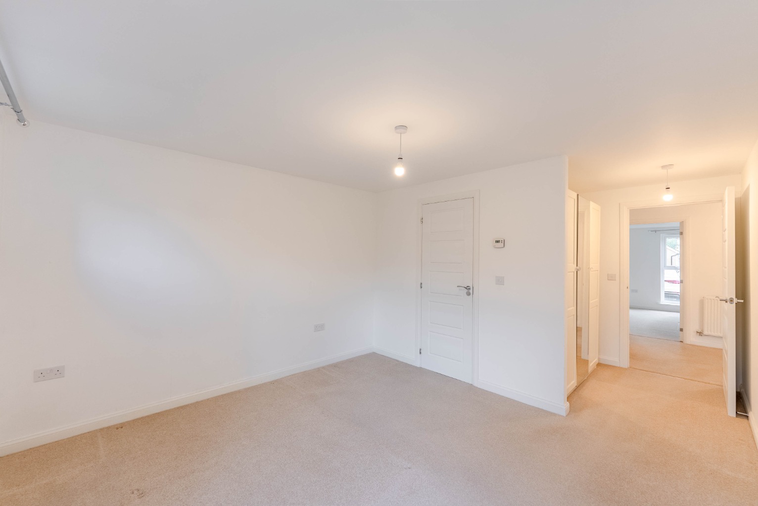 2 bed ground floor flat for sale in Mill Court, Cambridge 10