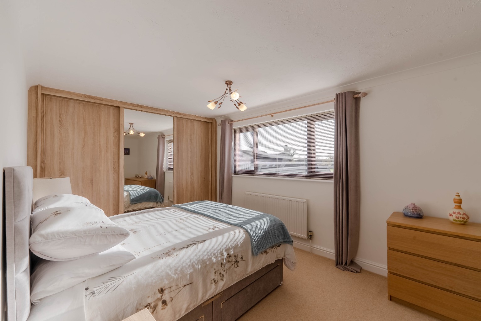 4 bed detached house for sale in Cranfield Place, Cambridgeshire  - Property Image 10