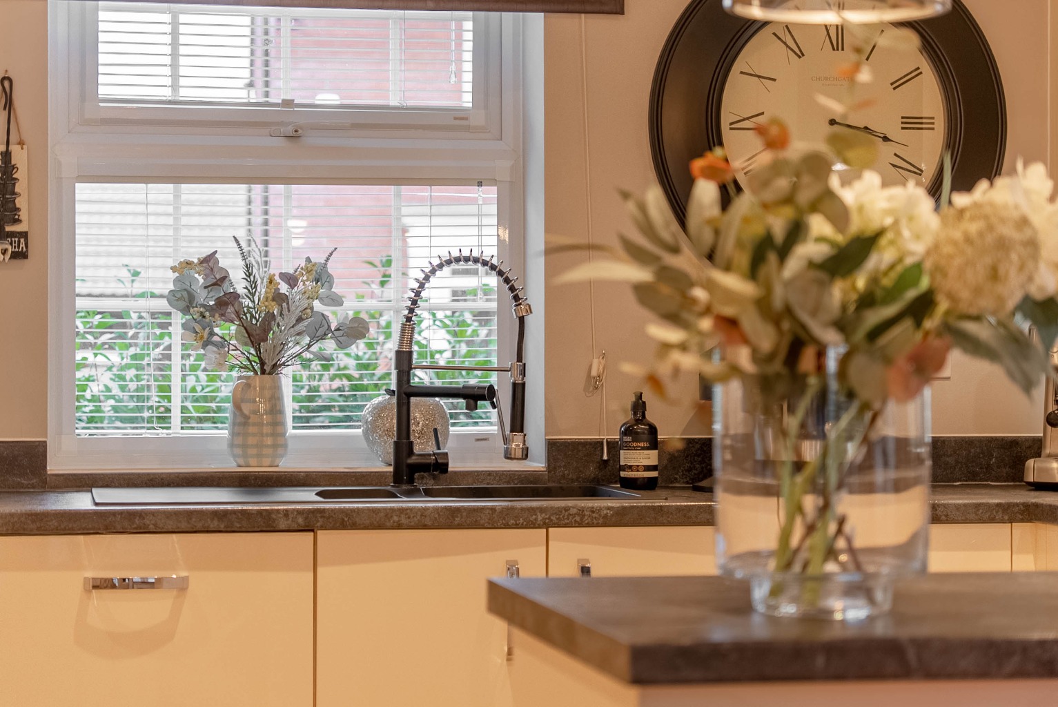 4 bed detached house for sale in Mahaddie Way, Cambridgeshire 7