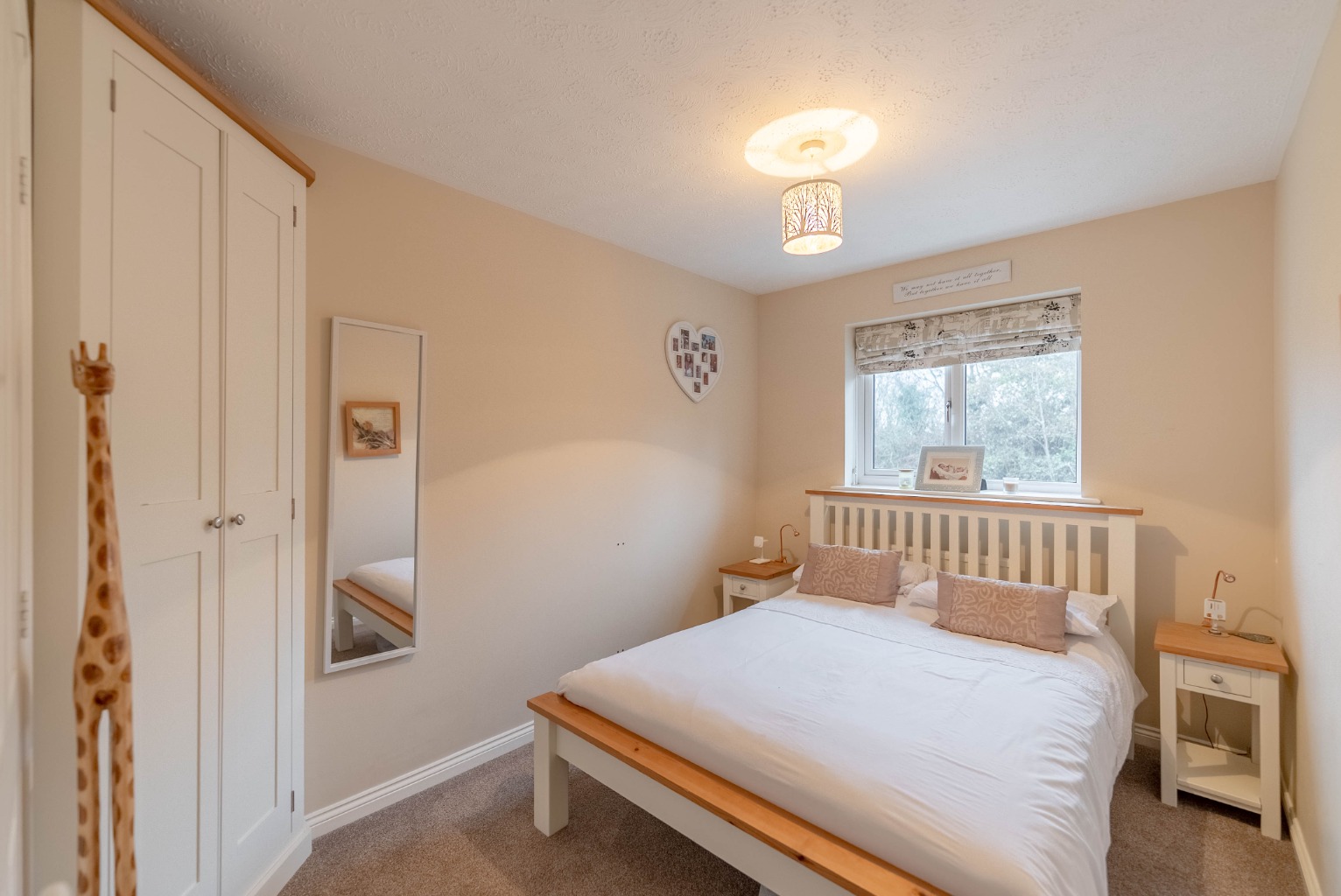 4 bed detached house for sale in Padgetts Close, Cambridgeshire  - Property Image 14