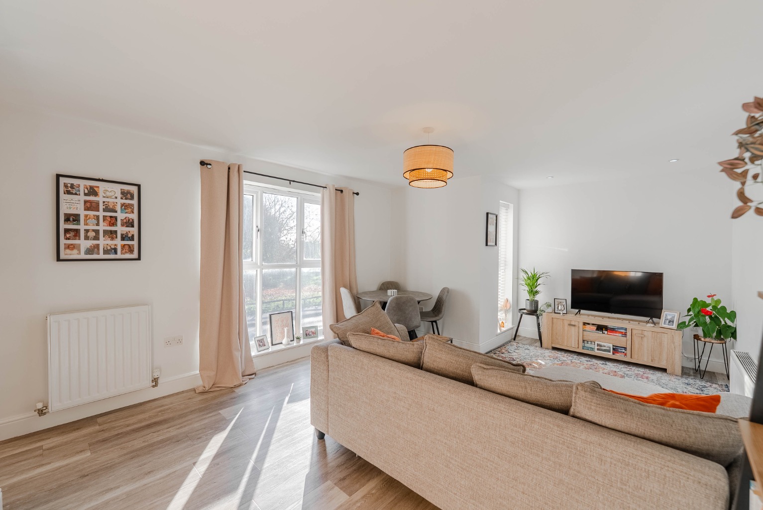 2 bed flat for sale in Temple Place, Huntingdon  - Property Image 2