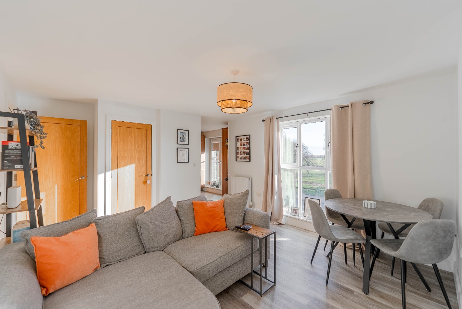 2 bed flat for sale in Temple Place, Huntingdon 5