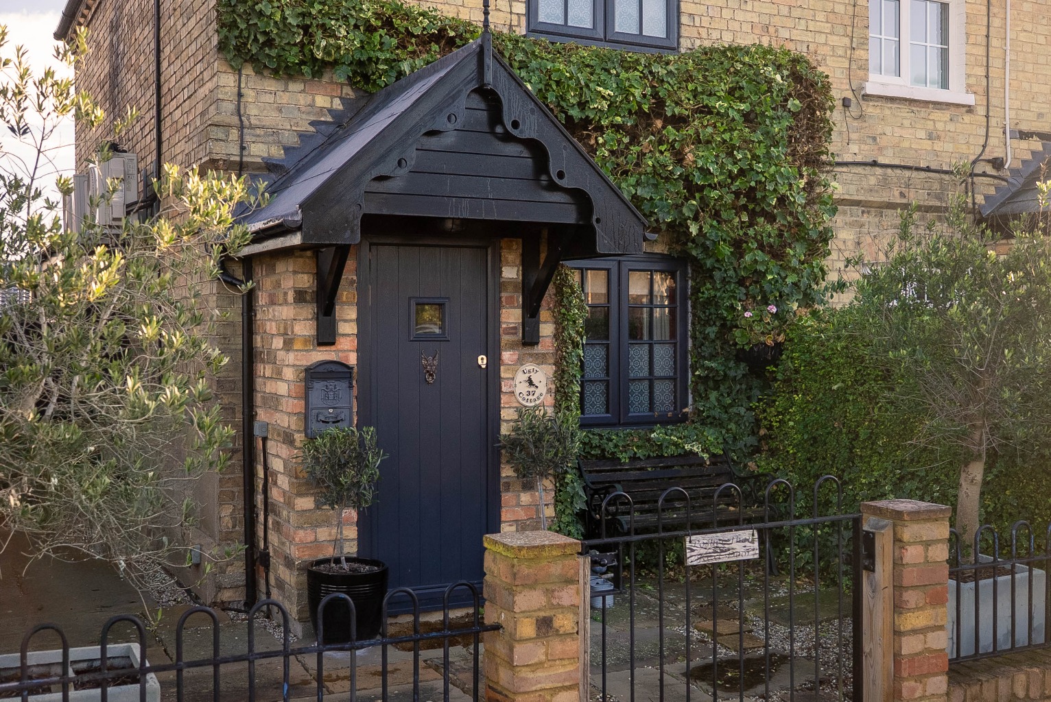 2 bed end of terrace house for sale in Breach Road, Huntingdon 25