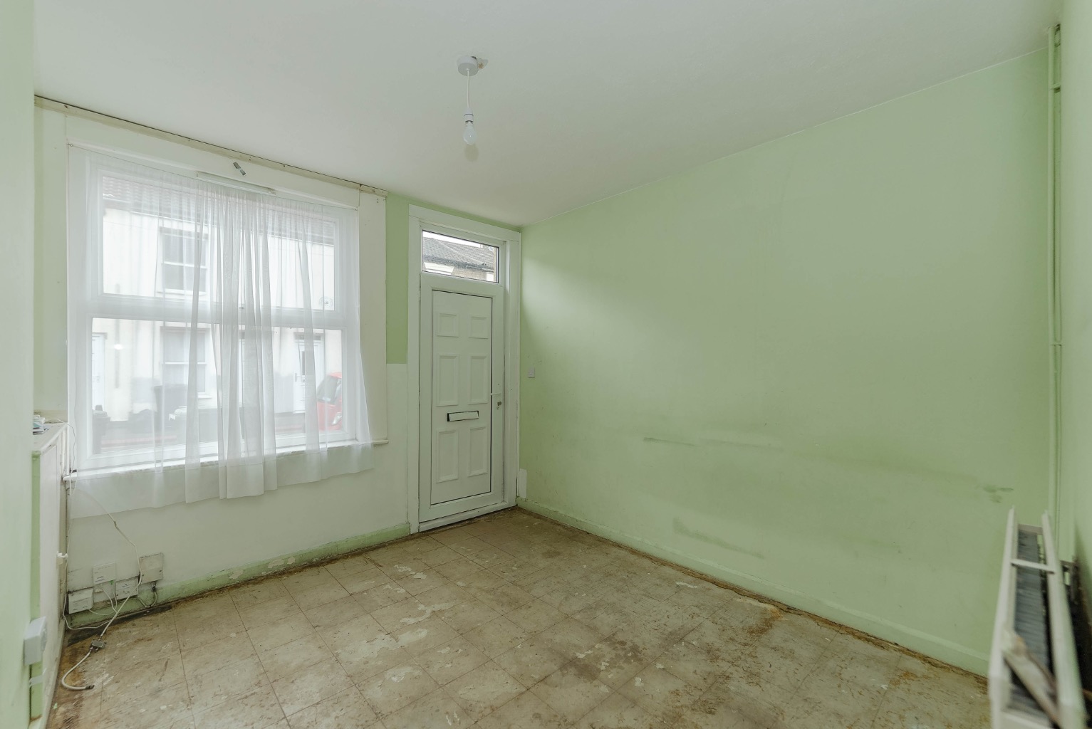 2 bed terraced house for sale in Clarence Road, Peterborough  - Property Image 3