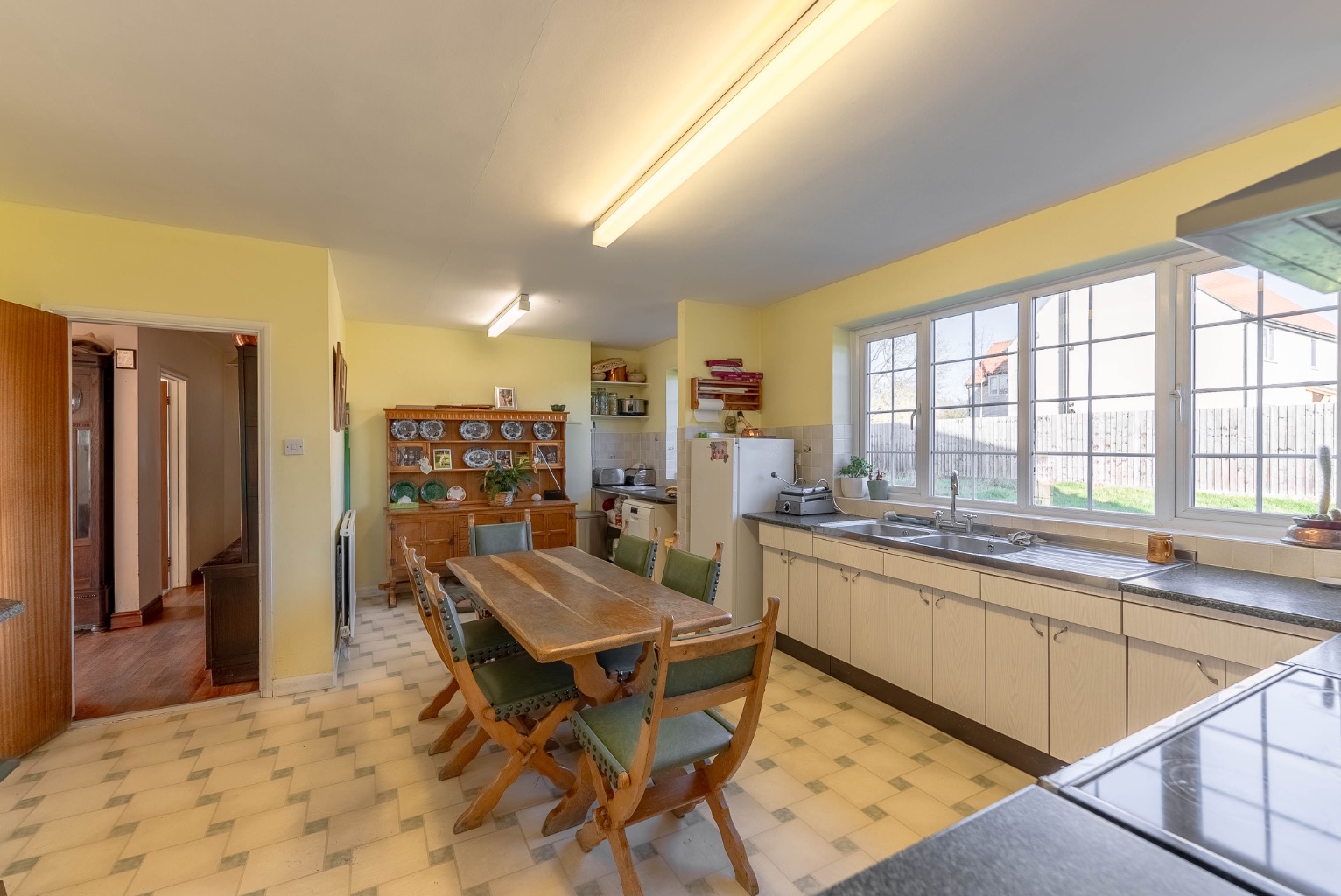 4 bed detached house for sale in Hamerton Road, Huntingdon  - Property Image 2