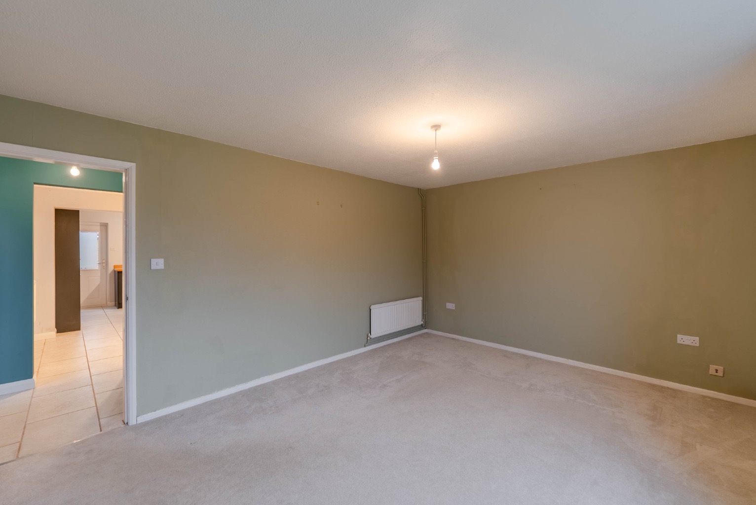 3 bed semi-detached house for sale in Westfield Road, Huntingdon  - Property Image 6