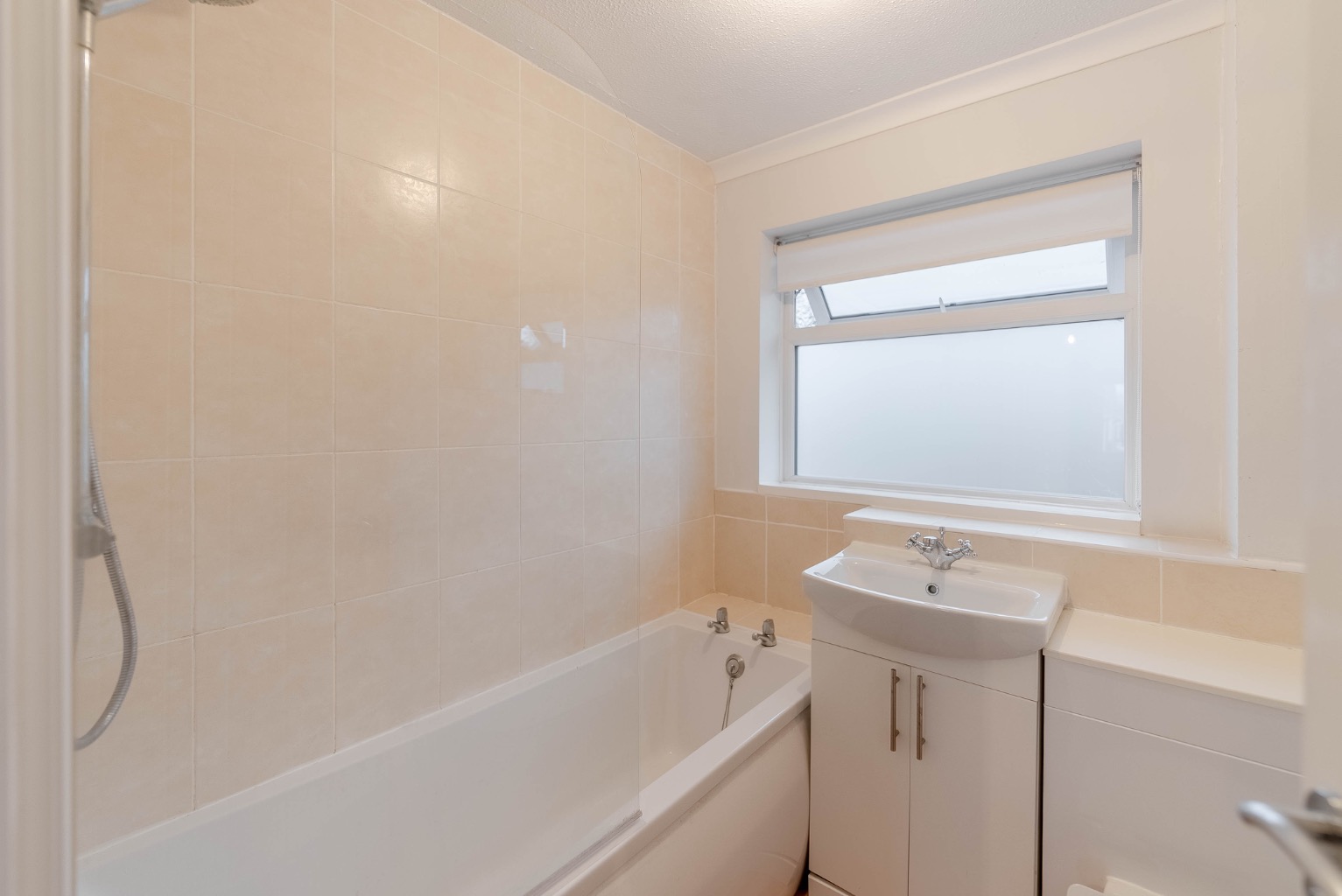 3 bed semi-detached house for sale in Westfield Road, Huntingdon 11