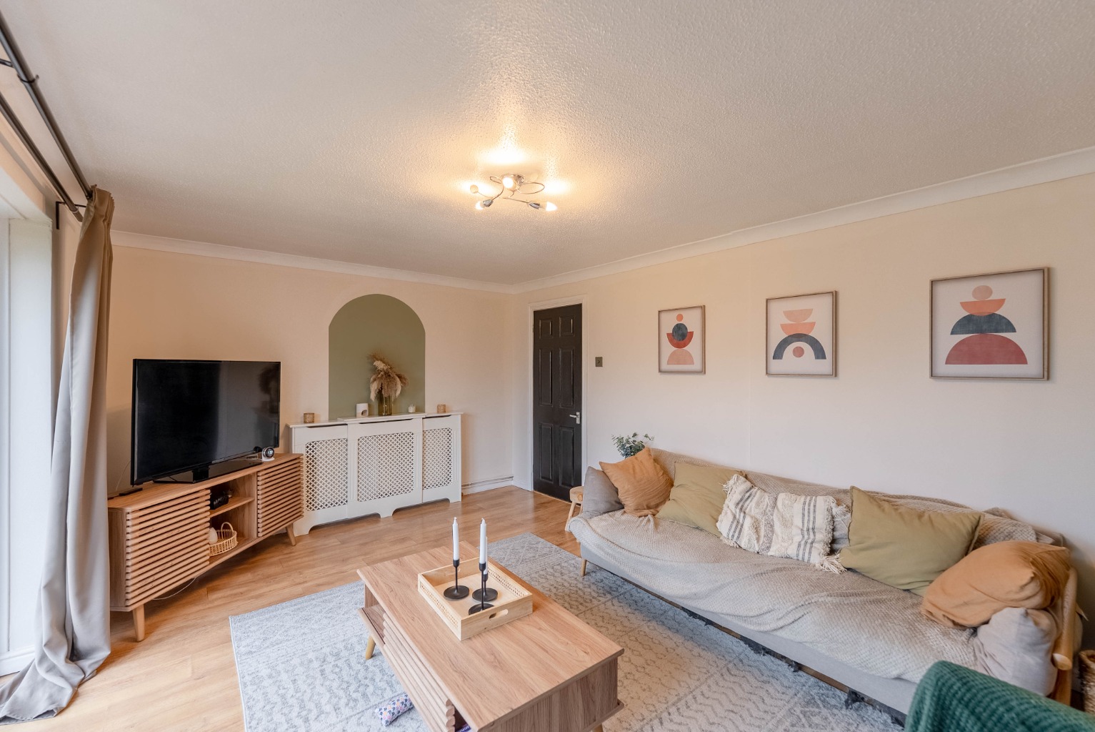 3 bed semi-detached house for sale in Manor Lane, Huntingdon  - Property Image 6