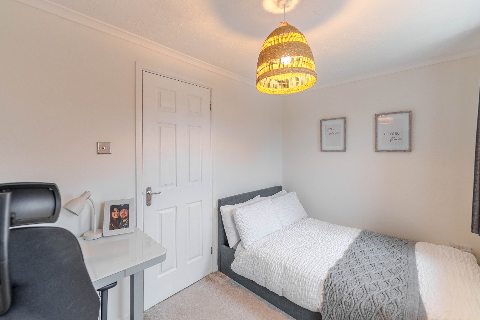 2 bed end of terrace house for sale in Sparrowhawk Way, Cambridgeshire  - Property Image 13