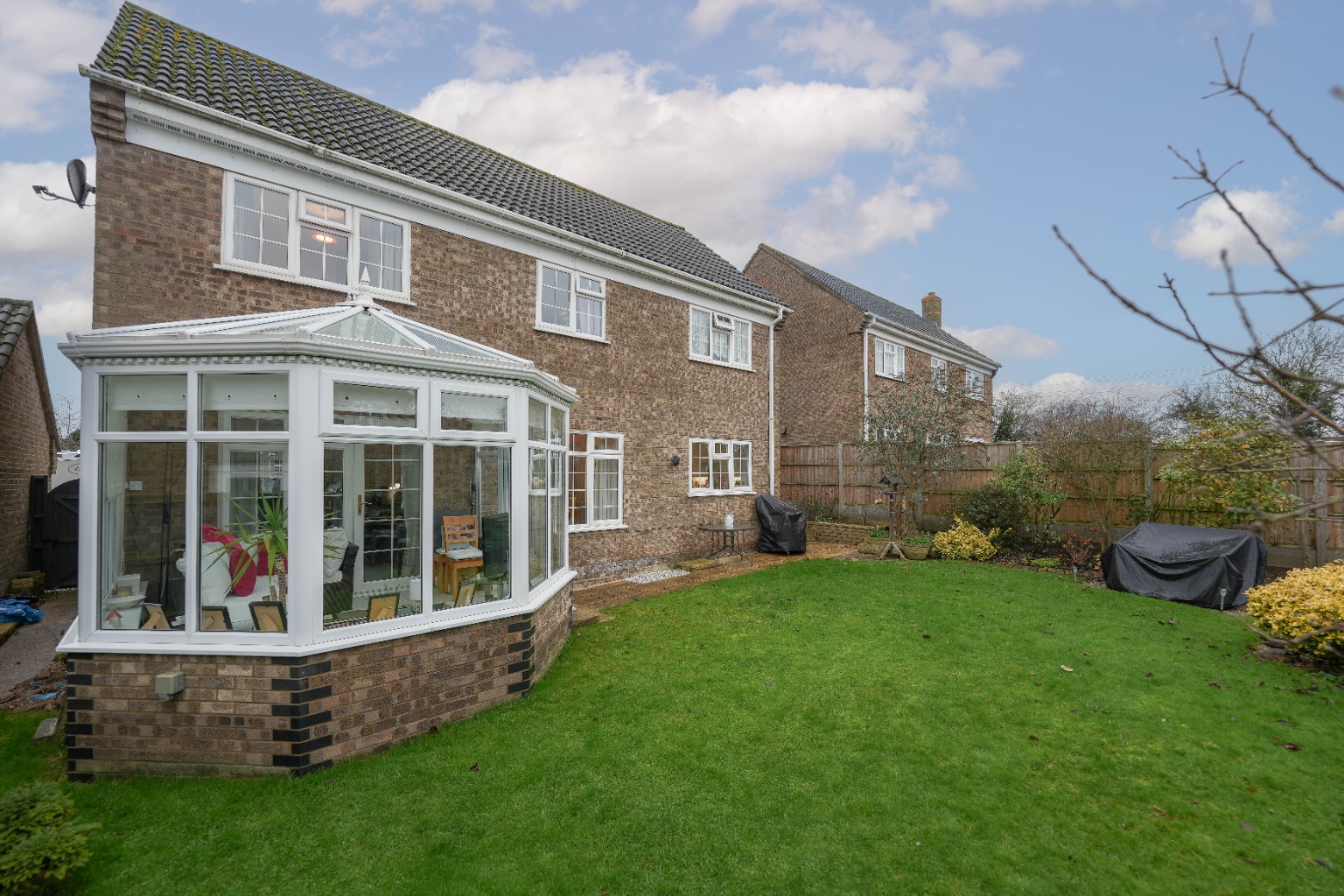 4 bed detached house for sale in Windsor Close, St Ives 19