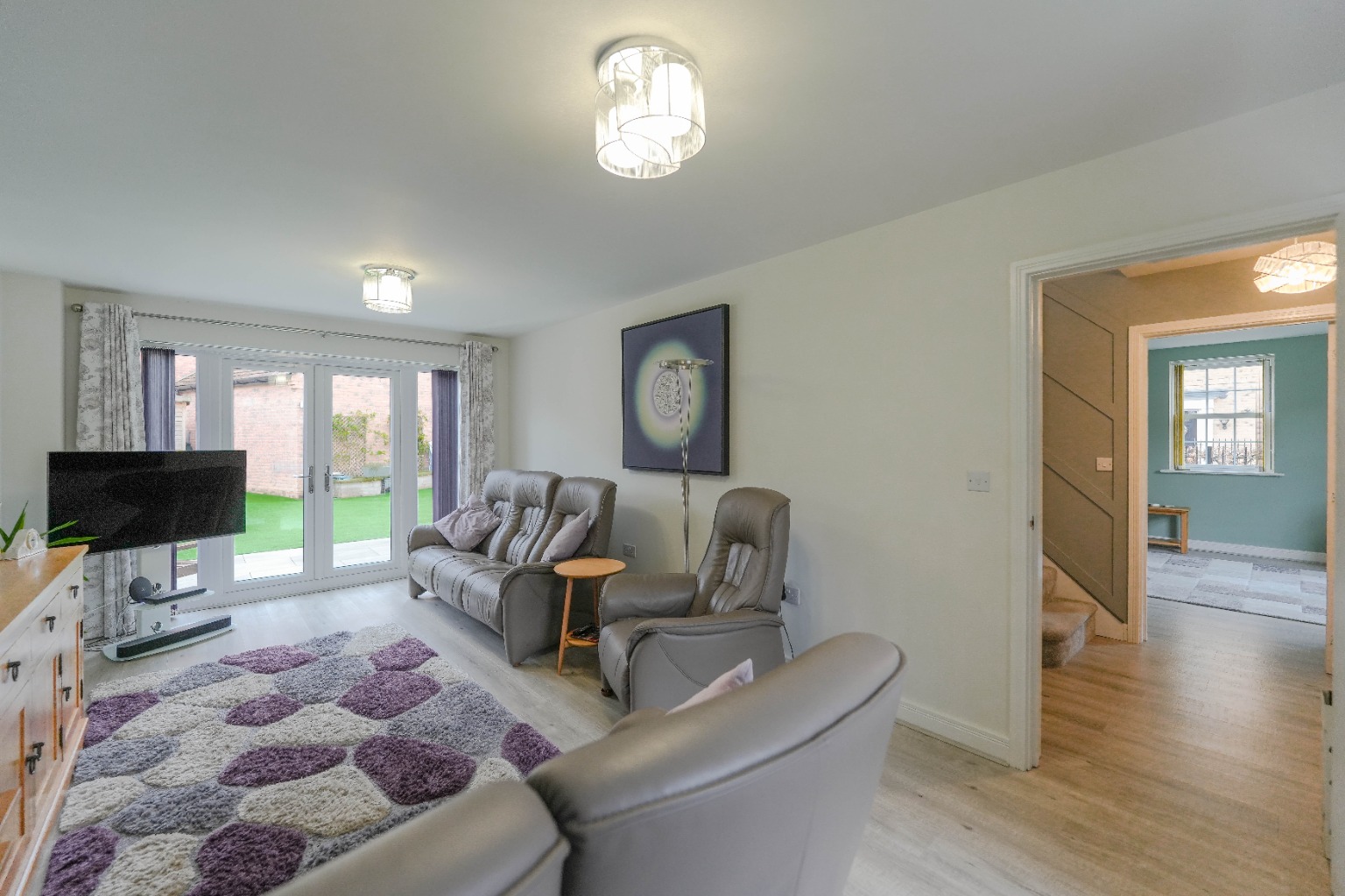 5 bed detached house for sale in Central Avenue, Cambridgeshire  - Property Image 7