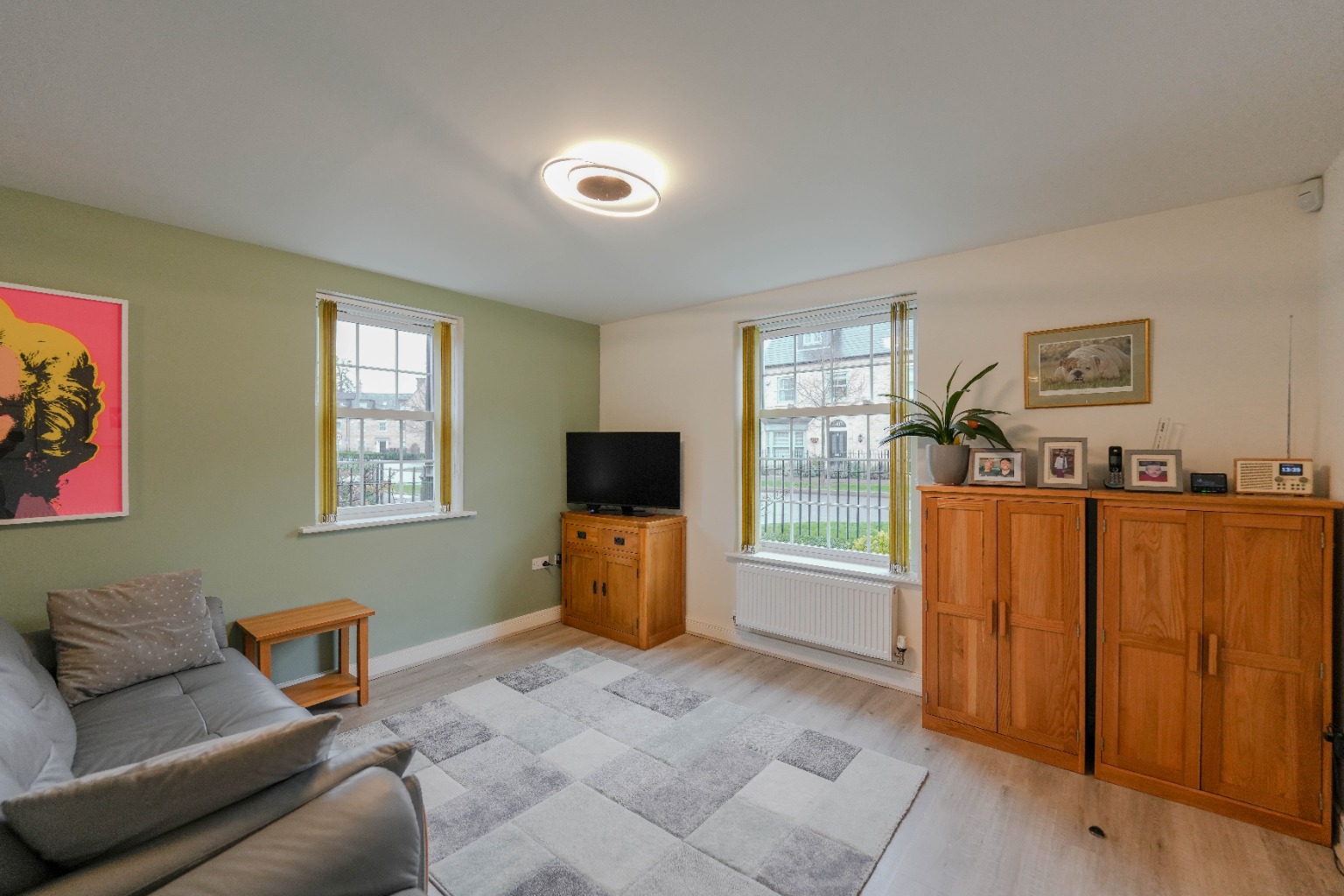 5 bed detached house for sale in Central Avenue, Cambridgeshire  - Property Image 5