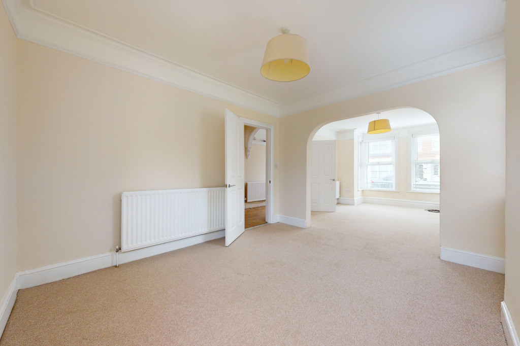 3 bed semi-detached house to rent in Western Avenue, Ashford  - Property Image 3