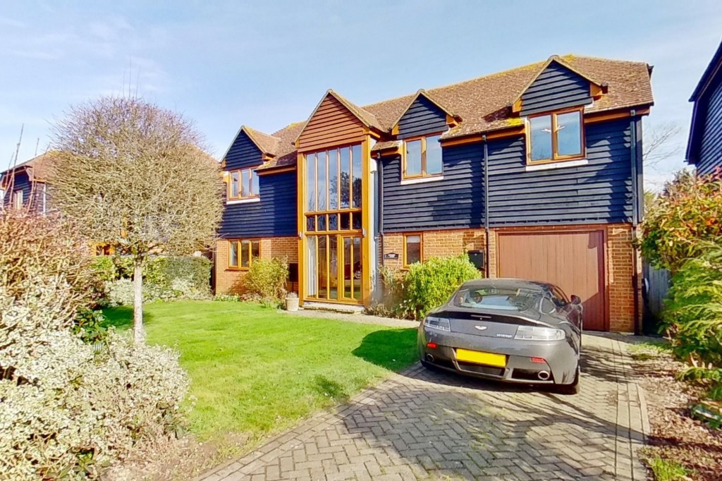 4 bed detached house for sale in Lookers Barn, Oasthouse Field, Ivychurch  - Property Image 1