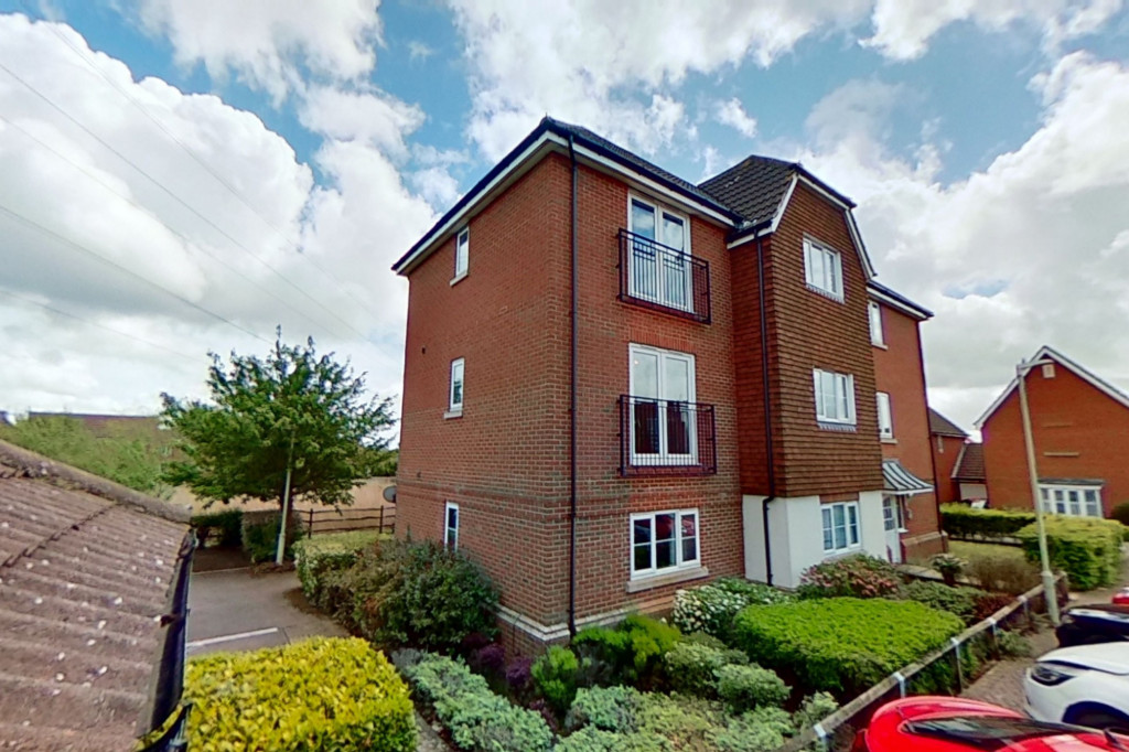 2 bed apartment for sale in Hedgers Way, Chartfields, Ashford 0
