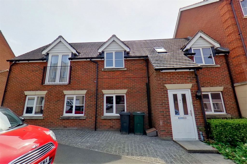 2 bed link detached house for sale in Ordinance Way, Repton Park, Ashford  - Property Image 1