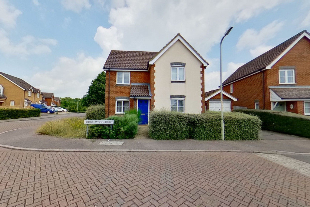3 bed detached house for sale in Lodge Wood Drive, Orchard Heights, Ashford 0