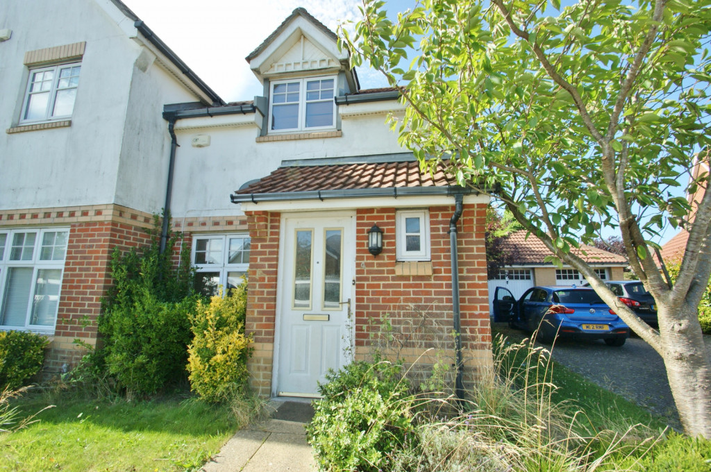 2 bed end of terrace house for sale in Pannell Drive, Hawkinge, Folkestone  - Property Image 1