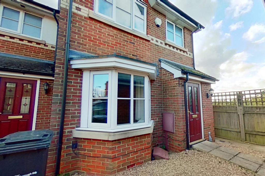 3 bed end of terrace house for sale in Bosman Close, Maidstone 0