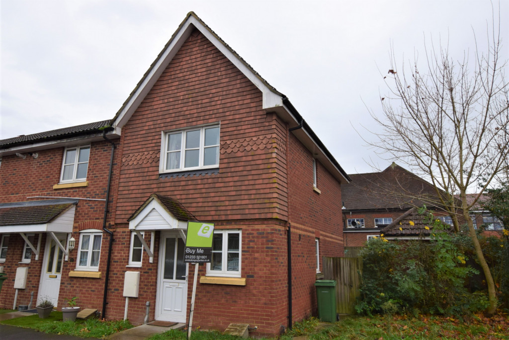 2 bed end of terrace house for sale in Stagshaw Close, Maidstone 0