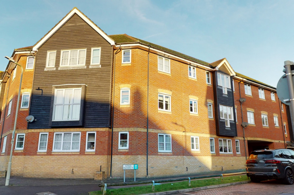 2 bed apartment for sale in Kings Prospect, Ashford 0