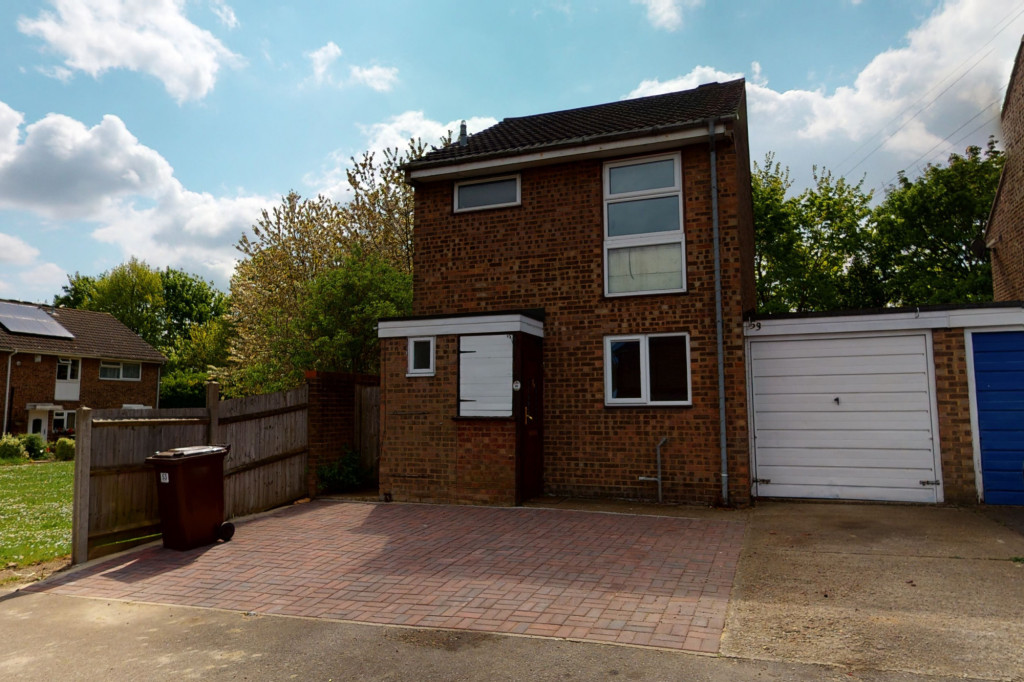 3 bed link detached house for sale in Keats Road, Larkfield, Aylesford 0