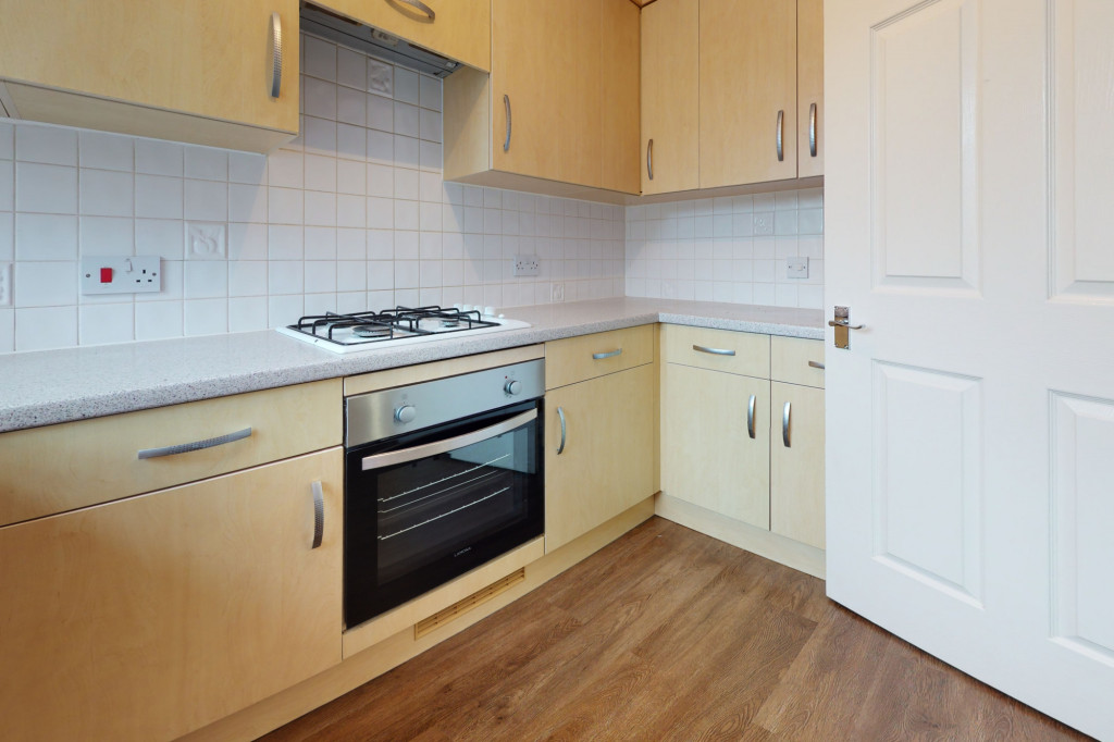 2 bed terraced house to rent in Grice Close, Folkestone  - Property Image 2
