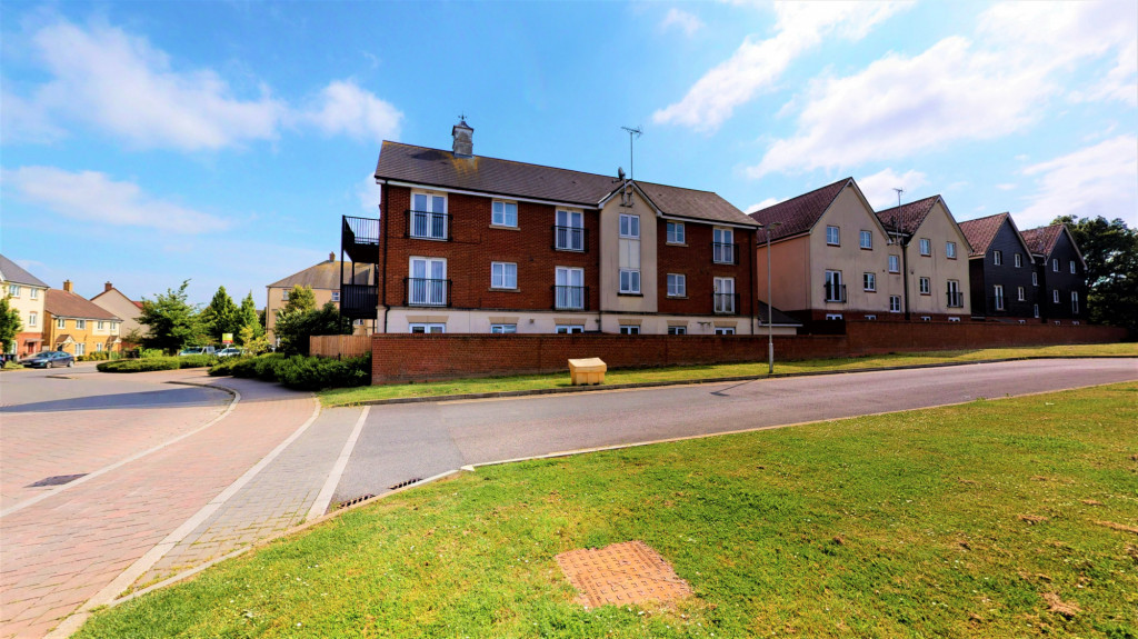 2 bed apartment for sale in Broadview Close, Ashford 0