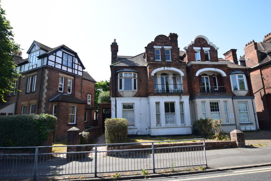 5 bed block of apartments for sale in Cheriton Road, Folkestone  - Property Image 1