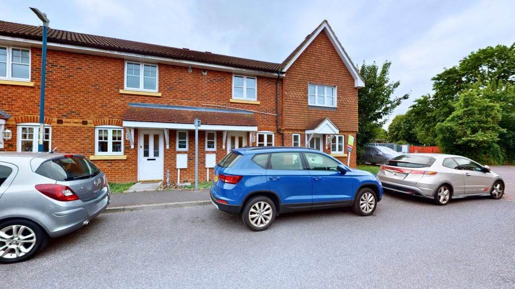 2 bed end of terrace house for sale in Stagshaw Close, Maidstone, ME15