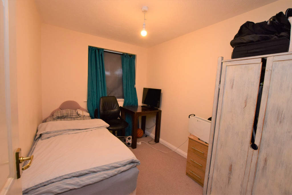 3 bed terraced house for sale in Jacobs Oak, Ashford  - Property Image 9