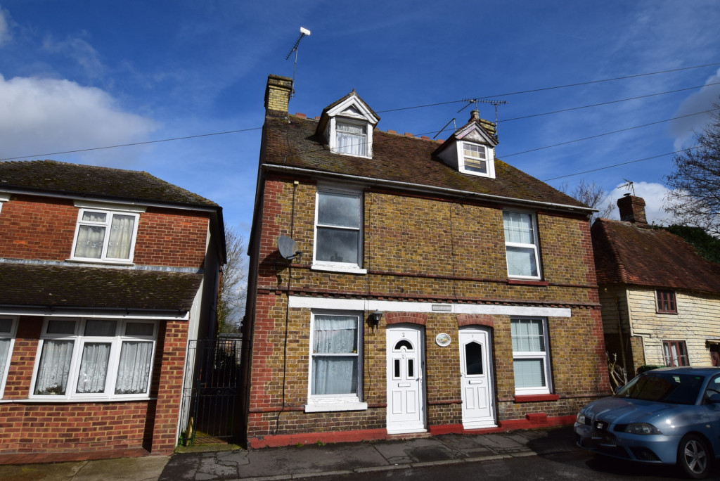 3 bed semi-detached house for sale in Green Lane, Maidstone  - Property Image 3