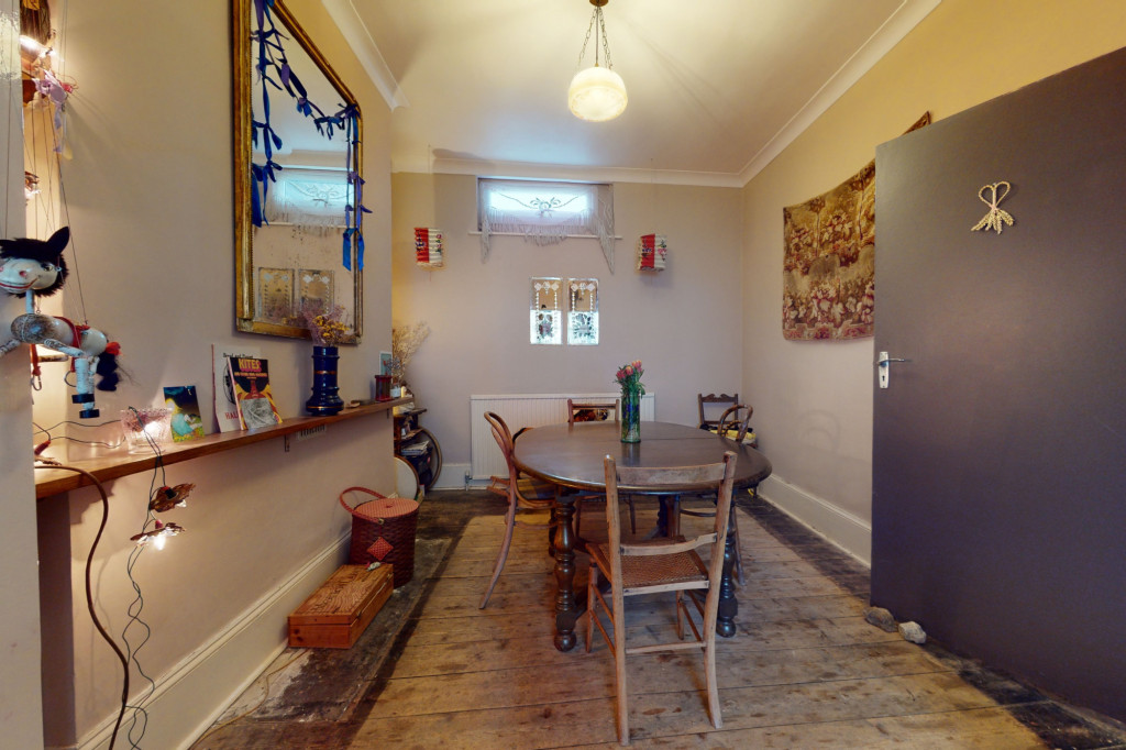 4 bed terraced house for sale in Cannonbury Road, Ramsgate  - Property Image 2