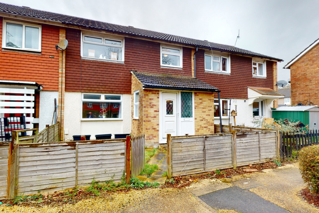3 bed terraced house for sale in Newenden Close, Ashford  - Property Image 13